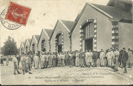 Sainte Menehould Quartier De Cavalerie 6e Cuirassiers Le Pansage - Sainte-Menehould