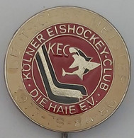 Kölner Eishockey-Club "Die Haie" E.V. DEUTSCHER MEISTER 1977 - 79 - 84 - 86  Ice Hockey Club Germany PINS A10/5 - Sports D'hiver
