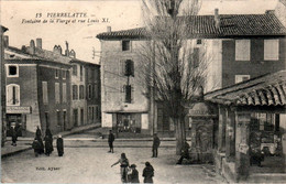 Pierrelette Fontaine De La Vierge Et Rue Louis XI Drôme 26700 N°13 Dos Vert Cpa Voyagée En 1922 En TB.Etat - Sonstige & Ohne Zuordnung
