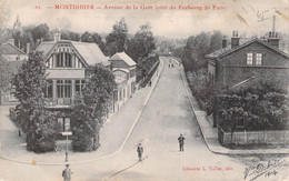 CPA - 80 - MONTDIDIER - Avenue De La Gare Côté De Faubourg De Paris - Librairie Vallée - Animée - Montdidier