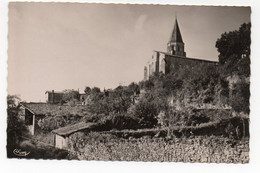 Champdeniers , L'église Et L'ancienne Tannerie - Champdeniers Saint Denis