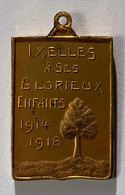 Petite Médaille En Bronze.  Guerre 14-18. WW1. Ixelles à Ses Glorieux Enfants 1914-1918. - 1914-18