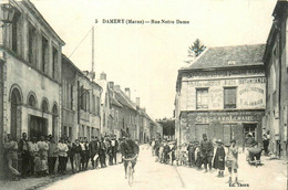 Damery * La Rue Notre Dame * Zinguerie Couverture GUIGNARD LEMAIRE * Le Facteur * Villageois - Autres & Non Classés