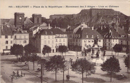 CPA FRANCE - 90 - BELFORT - Place De La République - Monument Des 3 Sièges - Lion Et Château - CLB - Gardien Du Lion Obl - Belfort - Stad