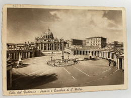 CPSM - VATICAN -: Citta Del Vaticano, Piarra S. Pietro, La Basilica, Place Saint Pierre Et Basilique - 1945 - Vatican