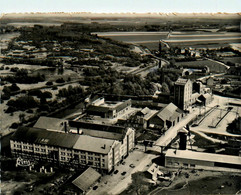 Epenancourt * Vue Aérienne Sur La Commune * Usine Industrie - Autres & Non Classés