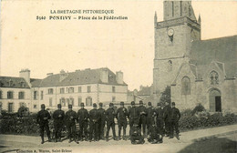 Pontivy * La Place De La Fédération * Militaires Militaria - Pontivy