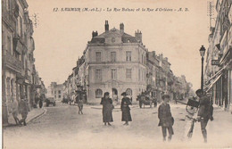 SAUMUR. -  La Rue Balzac Et La Rue D'Orléans - Saumur