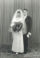 Real Photo Wedding Bride And Groom Bouquet Joy Elegance Luise Und Herbert 1968 - Noces