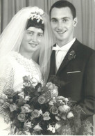 Real Photo Wedding Bouquet Elegance Family Veil Luise Und Herbert 1968 - Noces