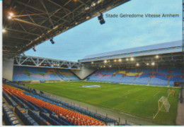 Cpm 10x15. PAYS BAS. ARNHEM. Stade Gelredom Vitesse - Stadi