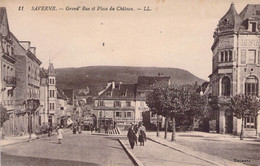 CPA - 67 - SAVERNE - Grand Rue Et Place Du Château - LL - Animée - Commerce - Saverne