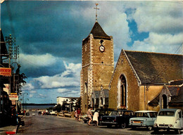 St Brévin Les Pins * Rue Et Vue Sur L'église Et L'estuaire De La Loire * Automobile Voiture Ancienne Citroën 2CV - Saint-Brevin-les-Pins