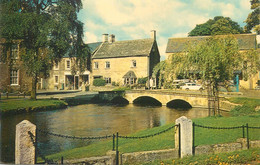 Bourton On The Water Serene River Windrush Miniature Stone Bridge - Other & Unclassified