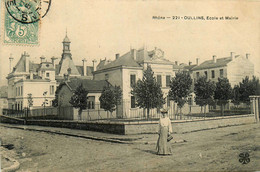 Oullins * Rue Du Village * école Et Mairie - Oullins