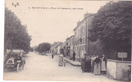 CPA 18 @ BAUGY - Place Du Commerce , Côté Ouest - Automobile - Baugy