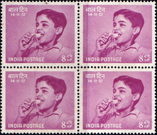 INDIA-1957-CHILDREN'S DAY-BLOCK OF 4-MNH-B9-2023 - Nuevos