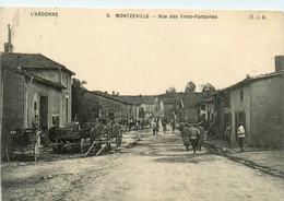 Montzeville * La Rue Des Trois Fontaines * Villageois * Matériel Agricole - Sonstige & Ohne Zuordnung