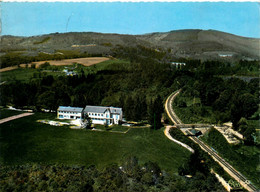 Meymac * Vue Aérienne Sur La Colonie De Vacances De Rosières * Ligne Chemin De Fer - Andere & Zonder Classificatie