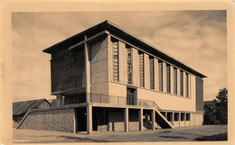 PIE-22-SDV : 7317 : SOCHAUX. EGLISE SAINTE-CROIX. ARCHITECTE LODS. ARCHITECTURE MODERNE. BETON. CIMENT ARME - Sochaux