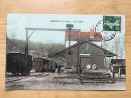 CPA COULEUR AIGNAY LE DUC LA GARE ET LE TRAIN WAGONS EN GROS PLAN - Aignay Le Duc