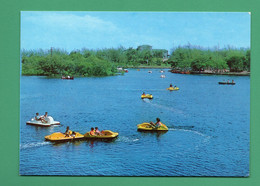 Cuba Varadero Lagune ( Pédalos, Barque, Rameurs, Avirons ) - Cuba