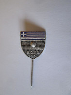 Insigne Pin Federation Grecque De Volley-ball 1970,T=18x15 Mm/Volleyball Greece Federation 1970 Pin Badge,s=18x15 Mm - Voleibol