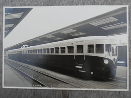 Photo Argentique Micheline Type 33 De L' état En Gare De Vichy   Sephot12 - Treni