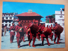 Tibet Ou Népal ? (voir Au Dos, Com Sur Le Tibet, Timbre Du Népal) Farmers With Their Typical Drums (Dhimey) (GF3343) - Tibet