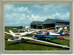 CPSM Dentelée - (78) BEYNES - Thème: Aviation - Le Centre De Vol à Voile En 1970 - Beynes