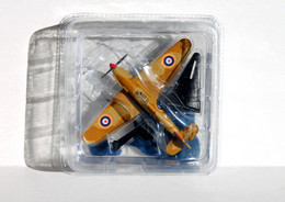 HURRICANE MK II, AVION MILITAIRE DE COMBAT 2e GUERRE MONDIALE MILITARY AIRPLANE - ANCIEN MODELE AERONEF    (1610.85) - Luchtvaart