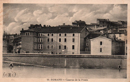 Romans (Drôme) Caserne De La Presle En 1919 - Carte C.L. N° 52 - Romans Sur Isere