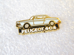 PIN'S   PEUGEOT  404  COUPÉ   Zamak  HELIUM - Peugeot