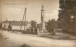 61 - LE MELE MESLE SUR SARTHE - Monument Aux Morts - Le Mêle-sur-Sarthe