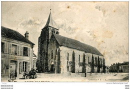 SAINT VALERIEN - La Mairie Et L Eglise (Automobile) - Saint Valerien