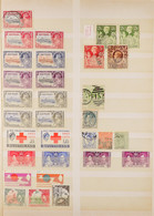 WORLD ACCUMULATION IN TWO BOXES Incl. Various Commonwealth Incl. 2012 Queens Diamond Jubilee Miniature Sheets & Sheetlet - Sonstige & Ohne Zuordnung