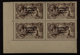 1922 2s6d Chocolate-brown, Corner Marginal Block Of 4, 'No Accent' VARIETY On Top Right Stamp, SG 64/64b, Mint With Some - Andere & Zonder Classificatie