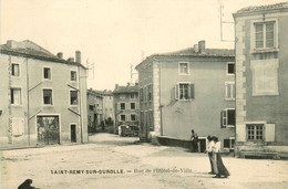 St Rémy Sur Durolle * La Rue De L'hôtel De Ville * Villageois - Autres & Non Classés