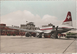 AK Flughafen Düsseldorf Mit Swissair-Maschine 1962 - Aeródromos
