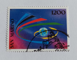 N° 1407       O.M.T.  -  La Terre Et Rubans De Couleurs - Used Stamps