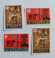 N° 133 à 136       Costumes Traditionnelles  -  Oblitérés - Swaziland (1968-...)