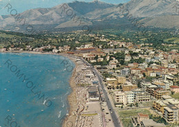 CARTOLINA  SCAURI,LATINA,LAZIO,VEDUTA AEREA,MARE,SOLE,ESTATE,VACANZA,SPIAGGIA,LUNGOMARE,BARCHE A VELA,VIAGGIATA 1968 - Latina