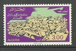 Algérie    N° 723 Reconstruction De El Asman   Neuf * *      B/TB    Voir Scans     Soldé ! ! ! - Algeria (1962-...)