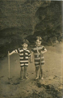 Mode Baigneurs * Carte Photo * Enfants Maillot De Bain Mer Plage - Mode