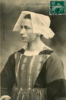 Ste Anne D'auray * Jeune Fille Du Pays En Coiffe Et Costume - Sainte Anne D'Auray