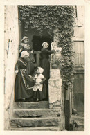 Coiffes Et Costumes * Carte Photo * Région ? * Femmes En Coiffe Et Costume - Europa