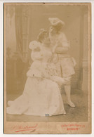 Photographie Ancienne - Célébrités à Identifier Couple D'acteurs Ou D'actrices Sur Scène - Photographe Bertrand Dijon - Berühmtheiten