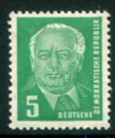 DDR / E. GERMANY 1952 Pieck Definitive II 5 Pf. MNH / **..  Michel  322zX - Ungebraucht
