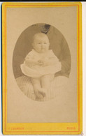 CDV - Portrait D'un Bébé Post Mortem ? - Enfant - Photographe Chambon Blois - Photographie Ancienne - Anonymous Persons