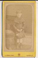 CDV - Portrait D'une Fillette Et Son Panier - Enfant Fille - Photographe Terris Marseille - Photographie Ancienne - Anonymous Persons